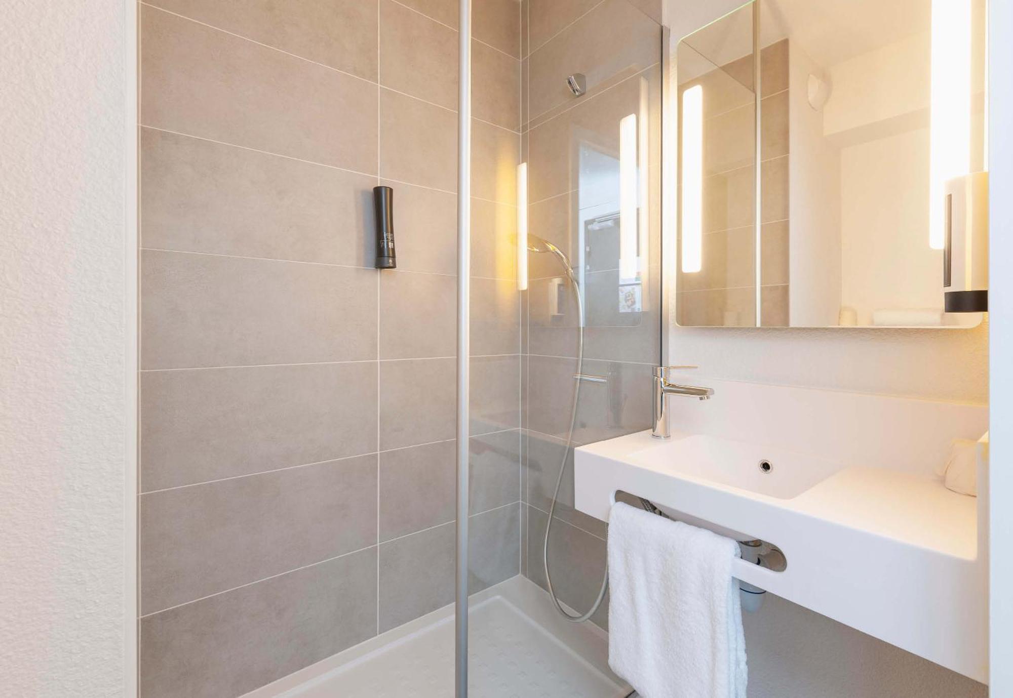 B&B Hotel Saint-Geours-De-Maremne Hossegor מראה חיצוני תמונה